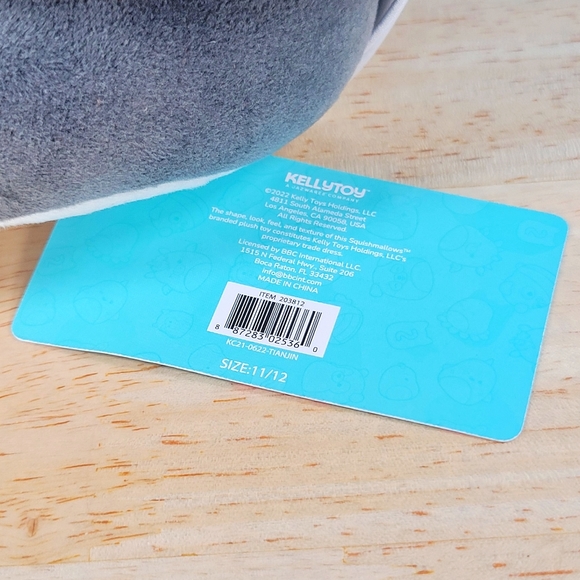 Squishmallow Luna or Jen Penguin Christmas Slippers Size 11-12 UltraSoft Plush - Picture 5 of 6